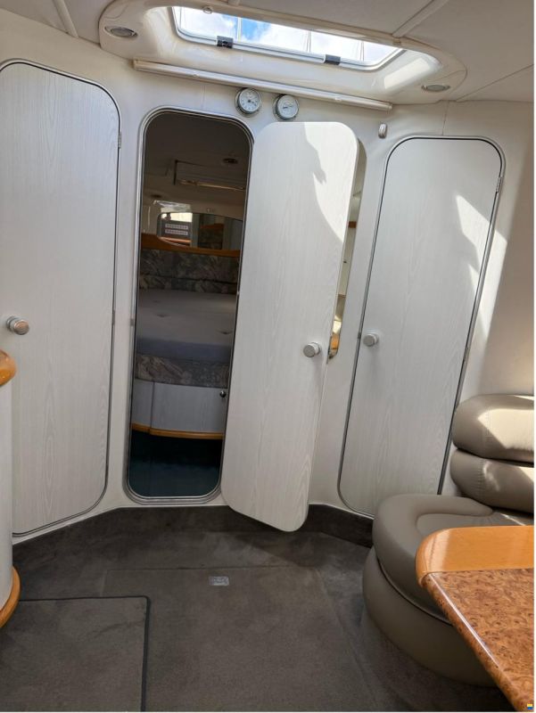 Sealine Ambassador 360