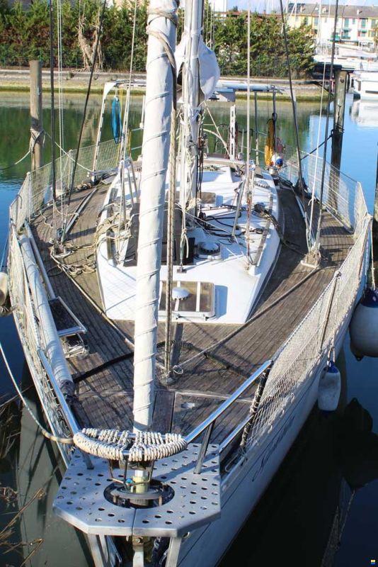 Beneteau First 42