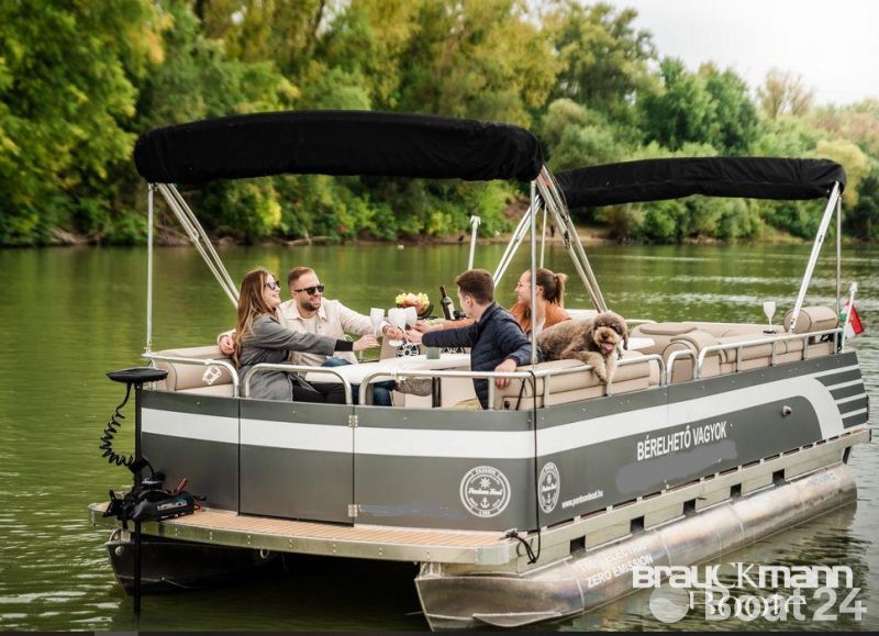 Bontoon Boat HU Passion Line Cat 675