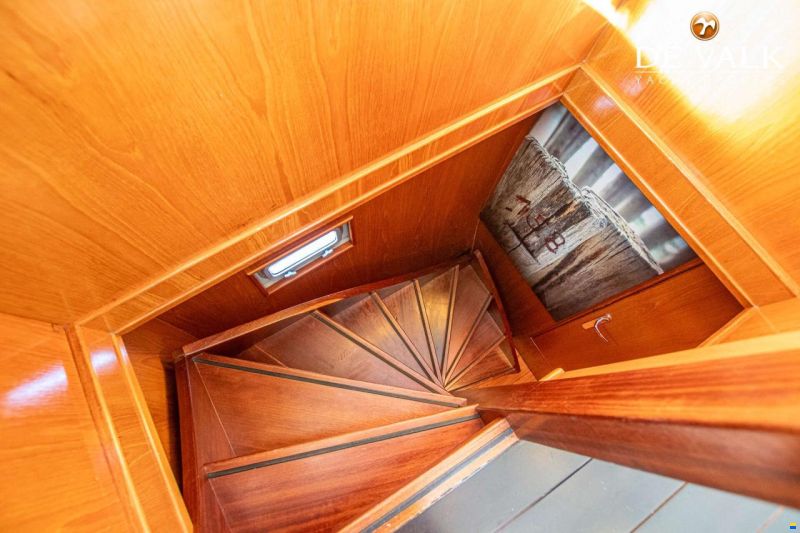 Custom Built Live Aboard 1800
