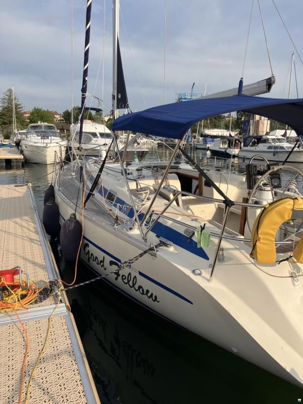 Bavaria 350 Lagoon