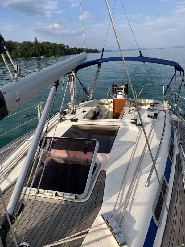 Bavaria 350 Lagoon