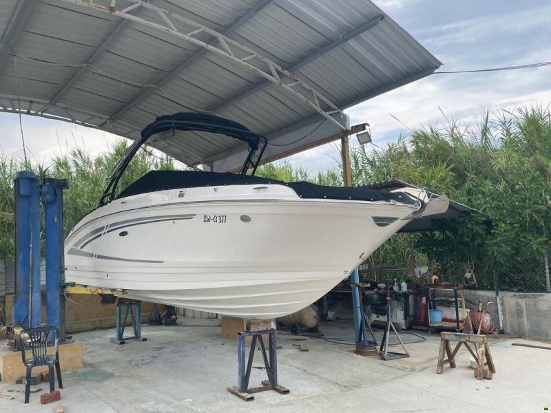 Sea Ray 270 SD