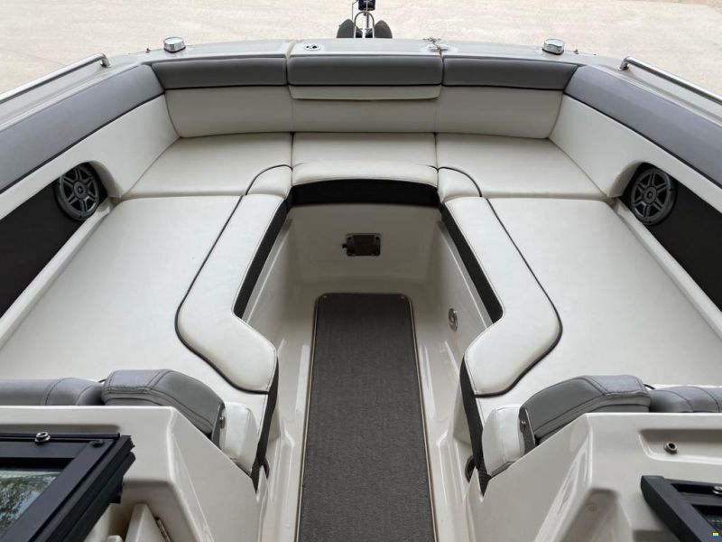 Sea Ray 270 SD
