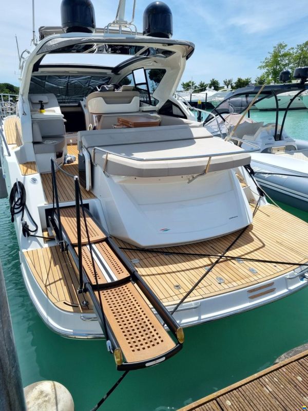 Cranchi M44 HT