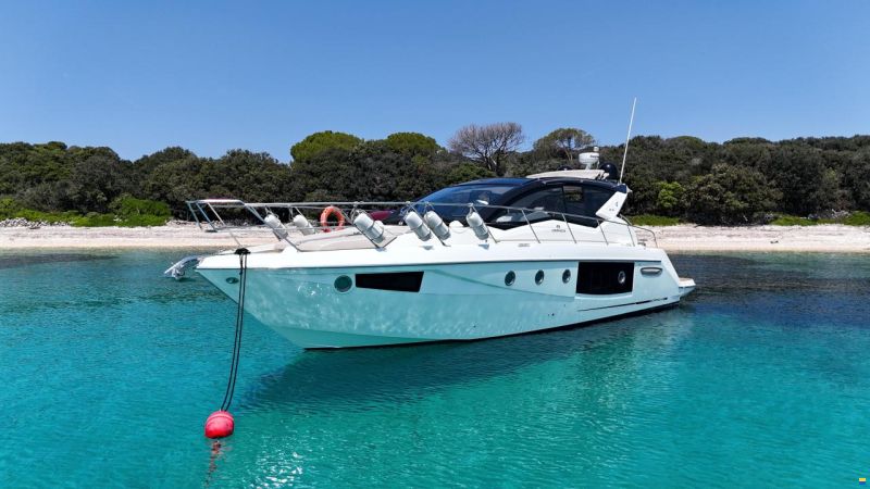 Cranchi M44 HT