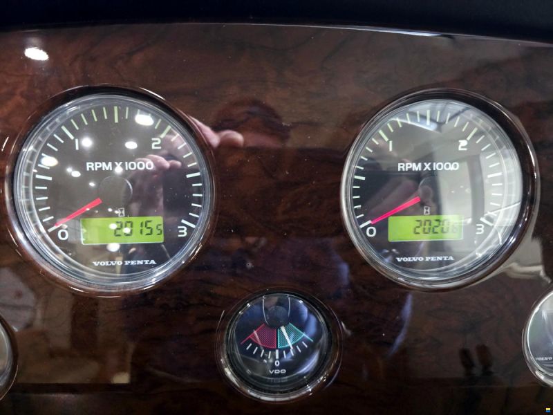 Sunseeker Manhattan 50 Volvo Penta D12-800 EVC