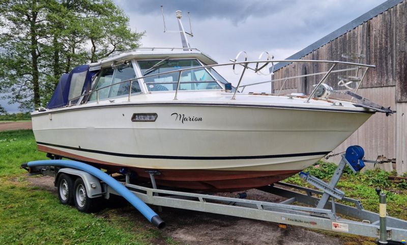 Sea Ray SRV 240