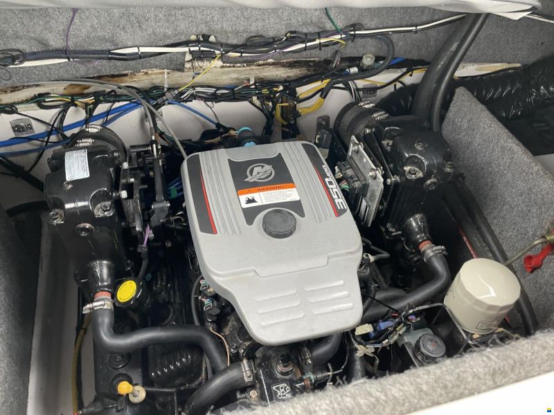 Four Winns S265