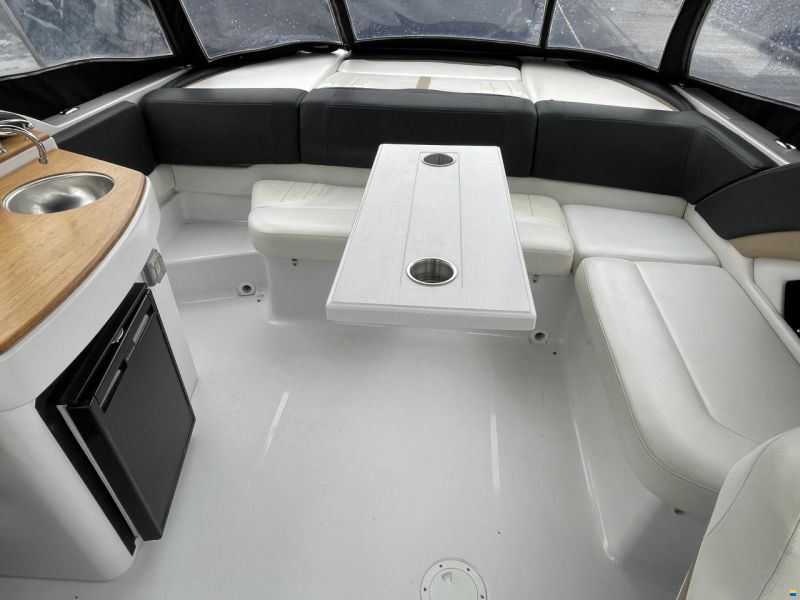 Four Winns S265