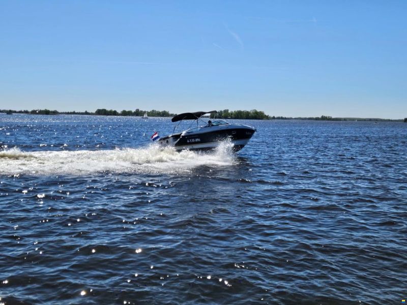 Four Winns S265