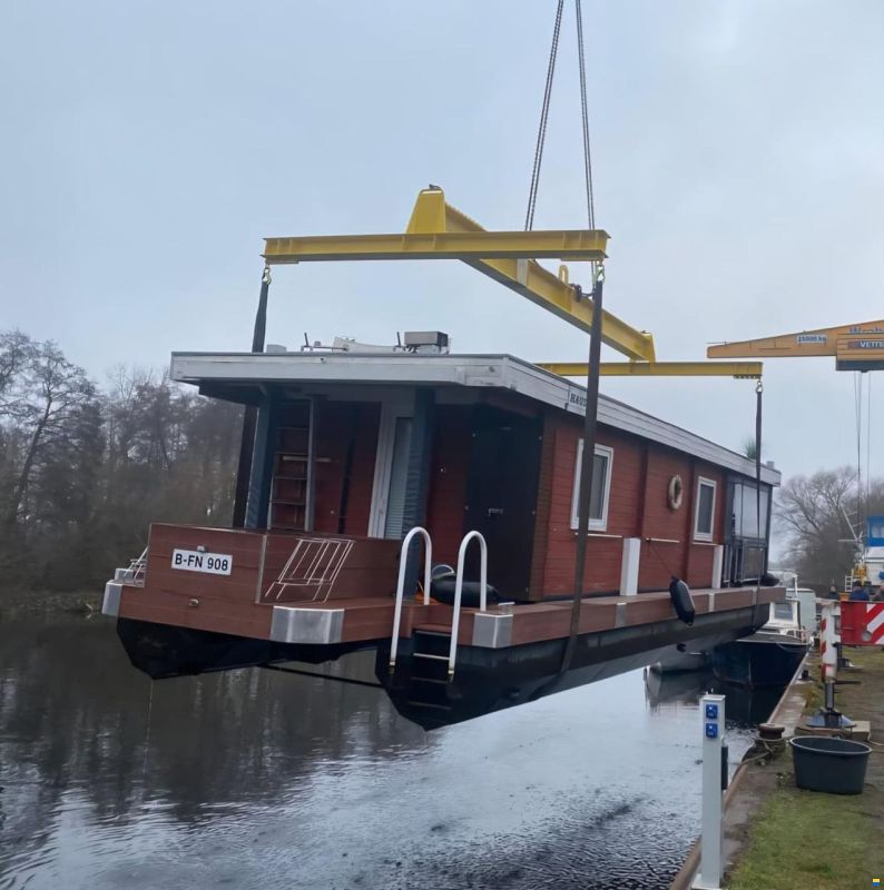 Exklusives Hausboot