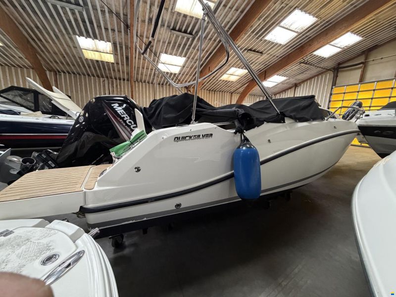 Quicksilver Flot Quicksilver 555 med Mercury 100 HK