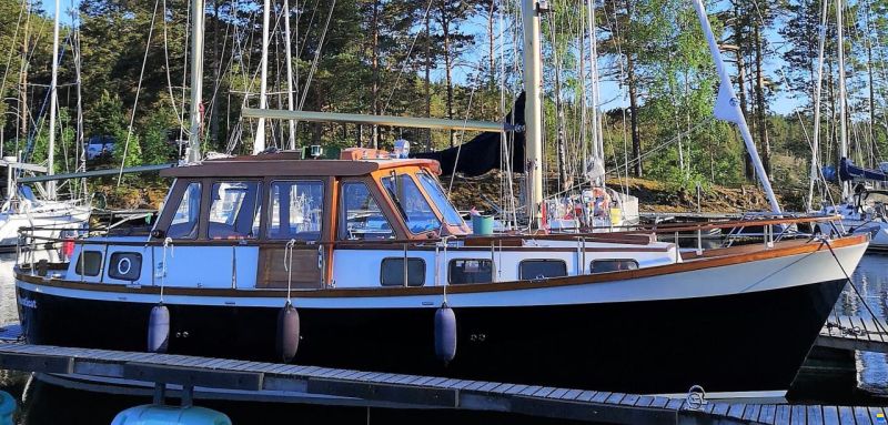 Sitala Yachts Nauticat 33
