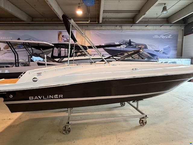 Bayliner VR4 Bowrider Outboard mit 115PS