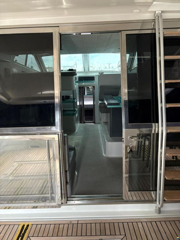 Ferretti Altura 52S