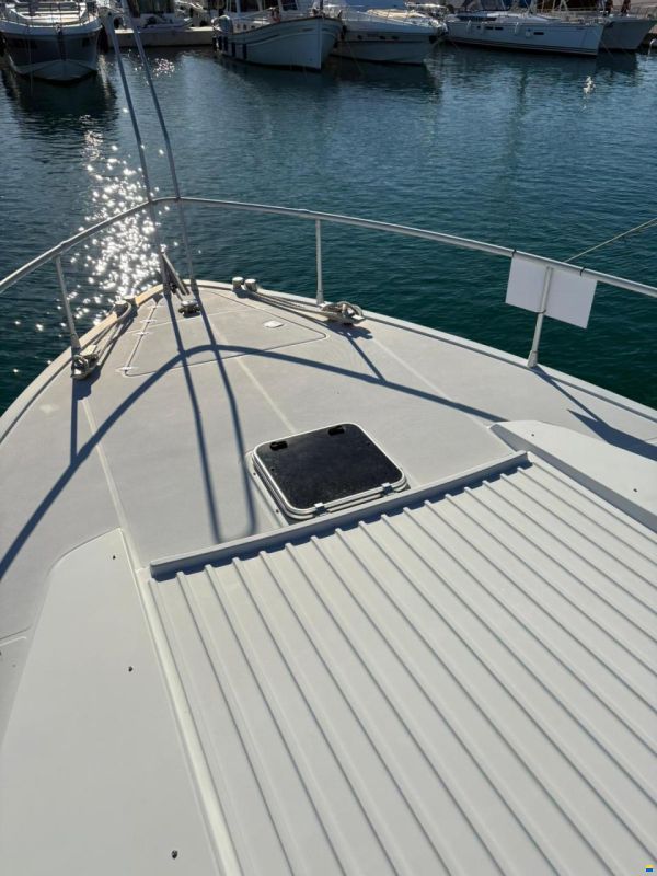 Ferretti Altura 52S