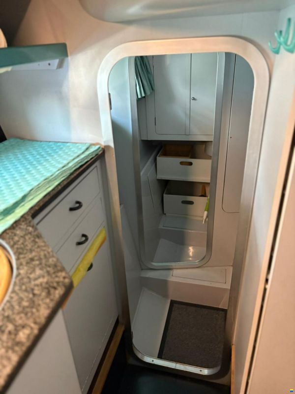 Ferretti Altura 52S