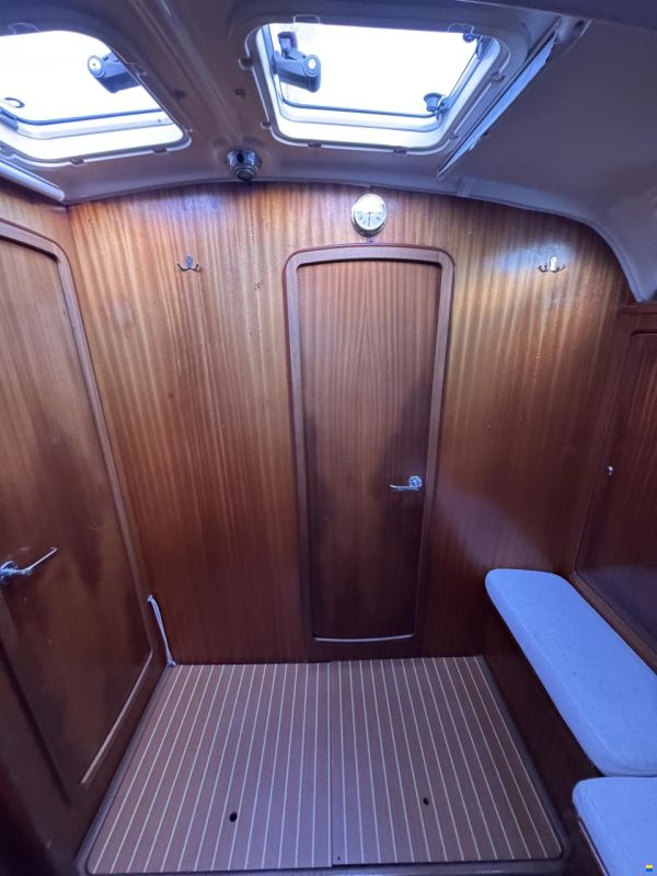 Bavaria 47