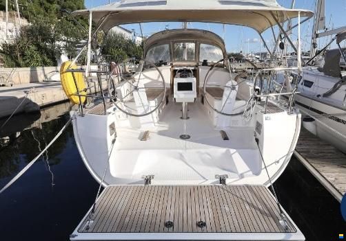 Bavaria Cruiser 37
