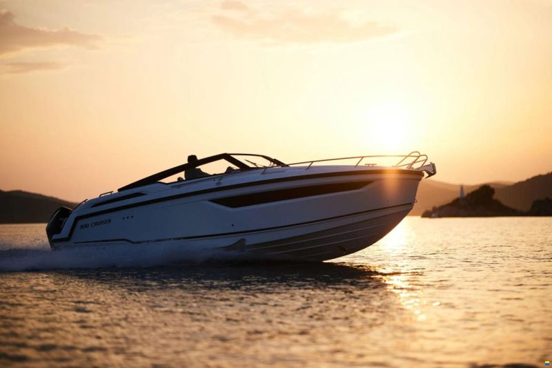 Parker 800 Cruiser