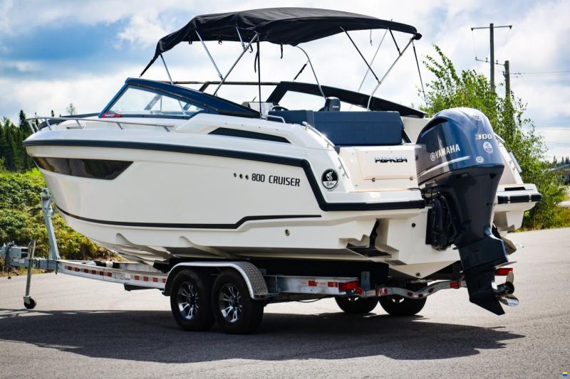 Parker 800 Cruiser