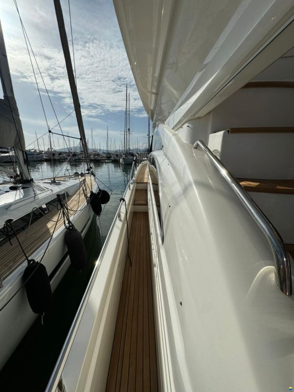 Princess 67 MOTORYACHT FLY