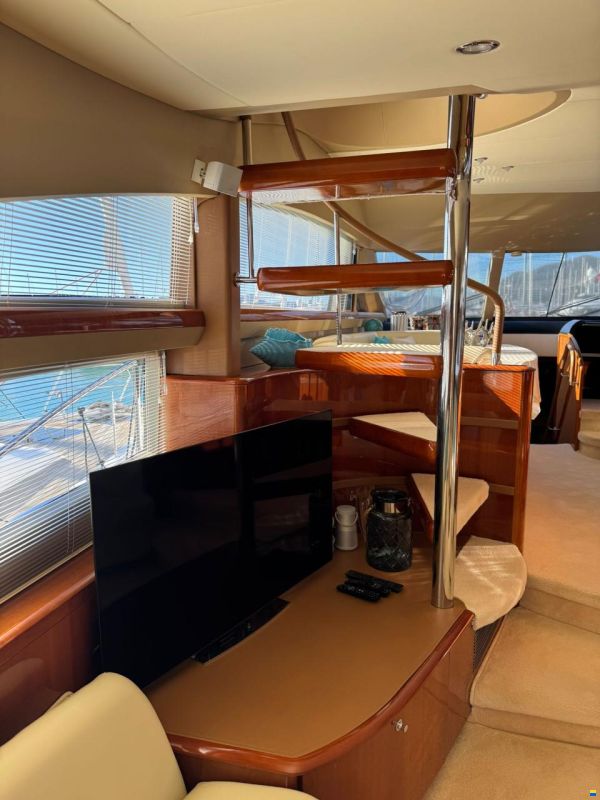 Princess 67 MOTORYACHT FLY