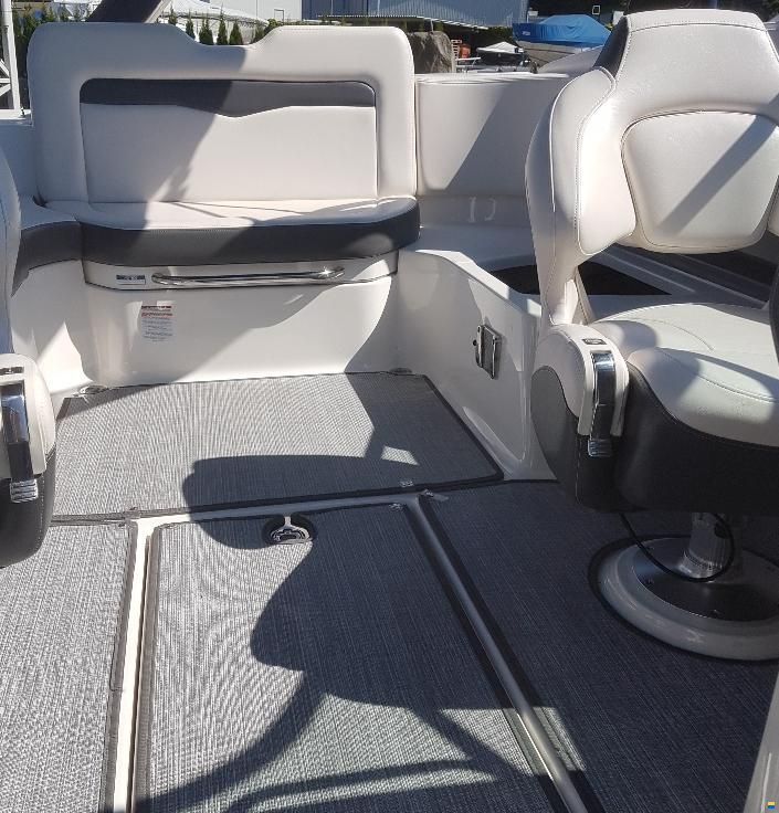Chaparral 226 SSI
