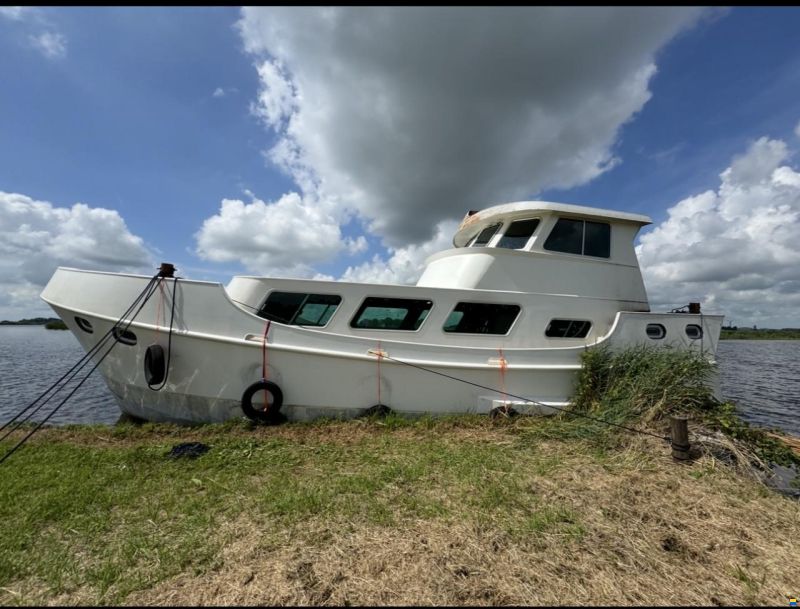 15m Steel Expedition Trawler Project