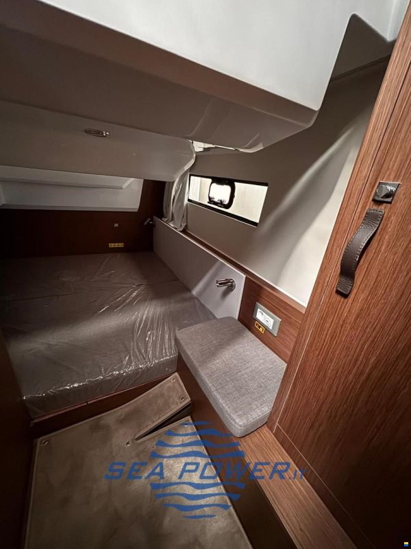 Beneteau Antares 9 md.2025