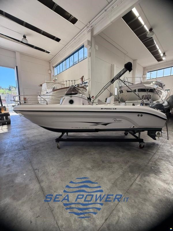 Ranieri Cantiere Shadow 19