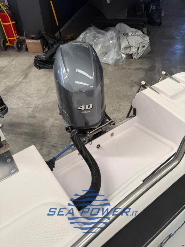 Ranieri Cantiere Shadow 19