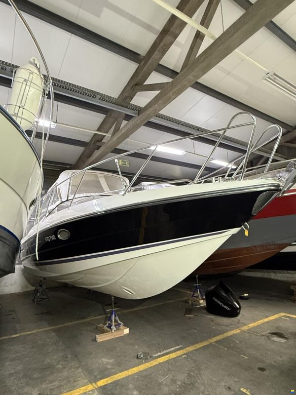 Sunseeker 27 HAWK