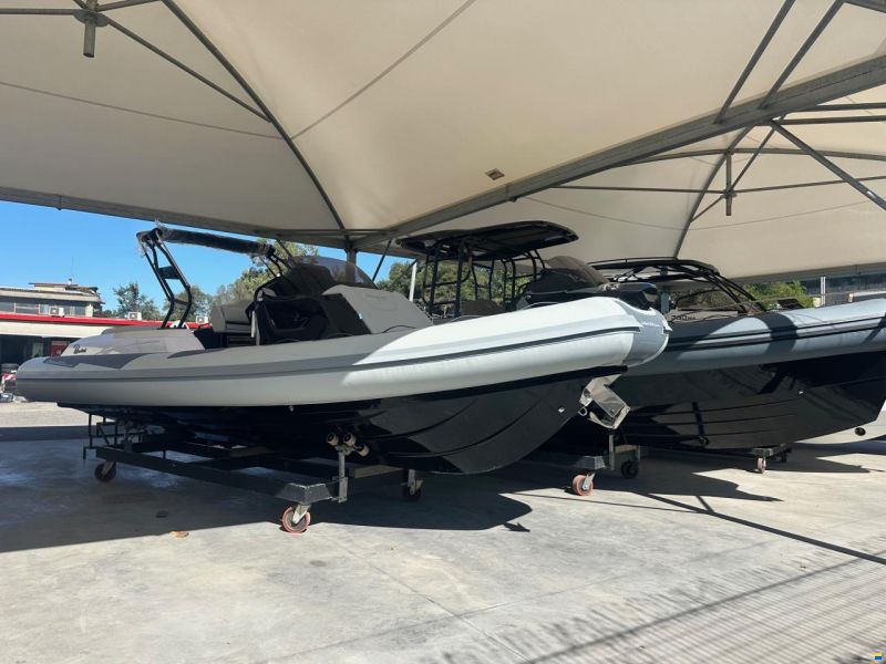 Ranieri GOMMONE RANIERI CAYMAN 28 CABIN 2026