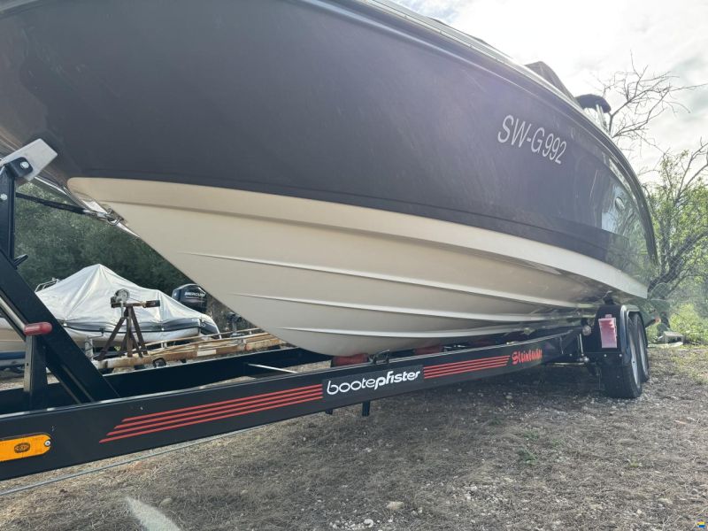 Sea Ray 210 SPXE