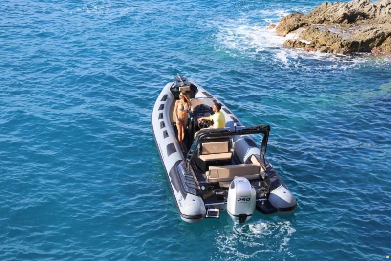 Ranieri GOMMONE RANIERI CAYMAN 26 SPORT TOURING