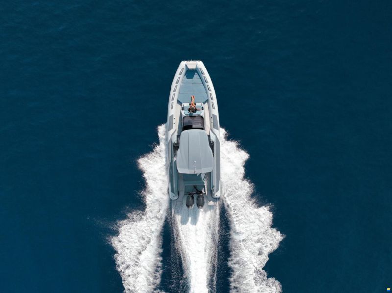Ranieri GOMMONE RANIERI CAYMAN 33 CABIN 2026 usa