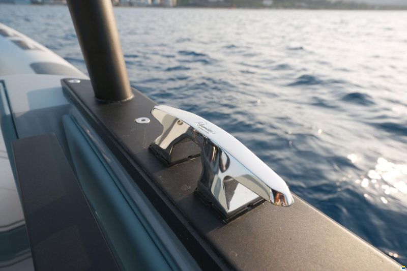 Ranieri GOMMONE RANIERI CAYMAN 33 CABIN 2026 usa