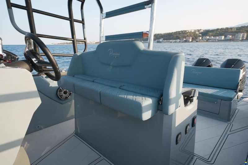 Ranieri GOMMONE RANIERI CAYMAN 33 CABIN 2026 usa