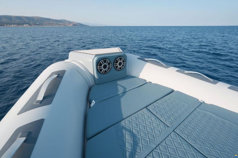 Ranieri GOMMONE RANIERI CAYMAN 33 CABIN 2026 usa