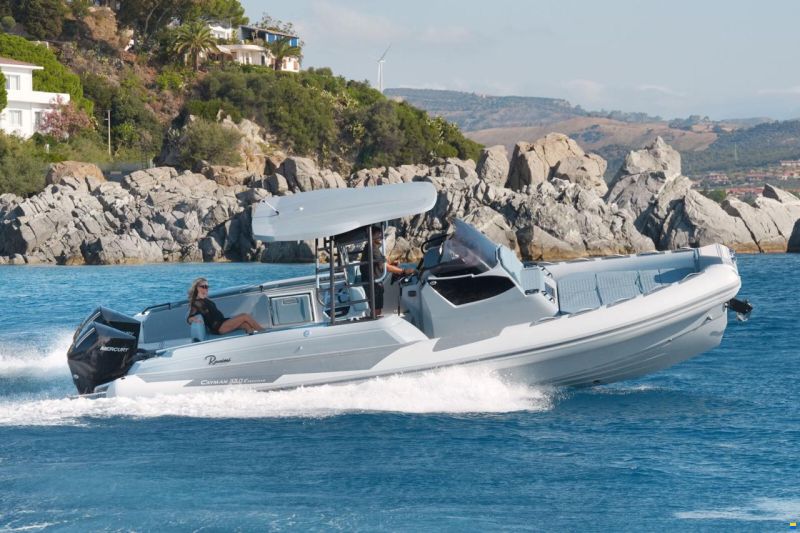 Ranieri GOMMONE RANIERI CAYMAN 33 CABIN 2026 usa