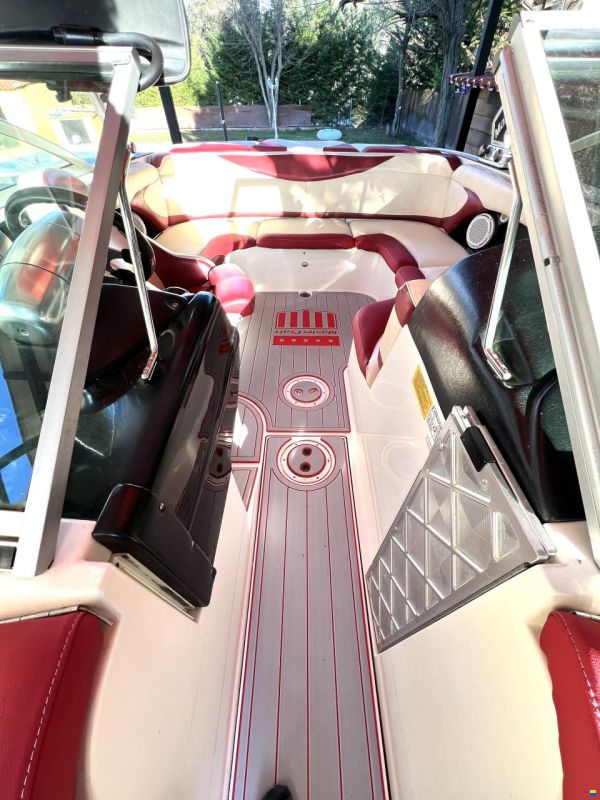 MasterCraft X Star