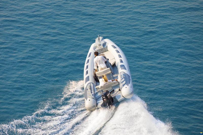 Ranieri GOMMONE RANIERI CAYMAN 21 ESPOSITIVO 202
