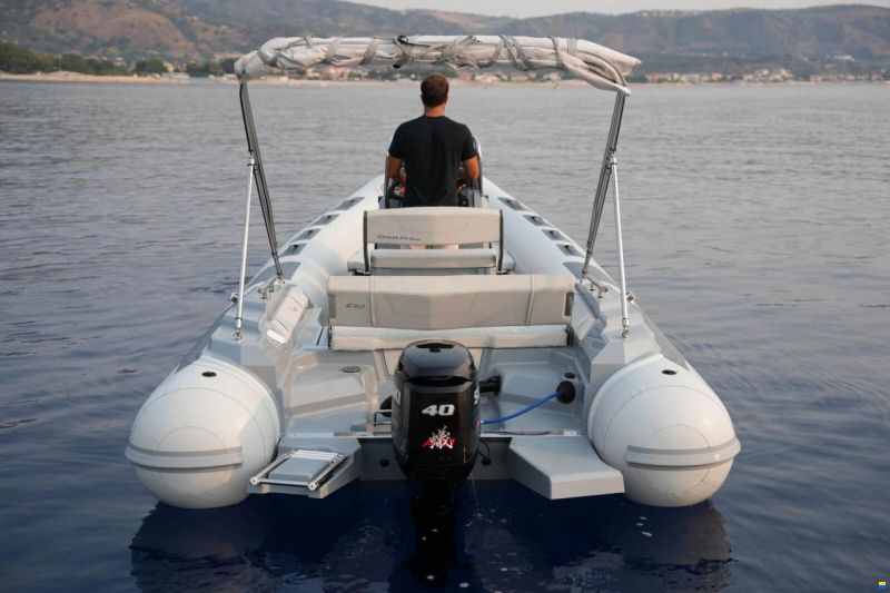 Ranieri GOMMONE RANIERI CAYMAN 21 ESPOSITIVO 202