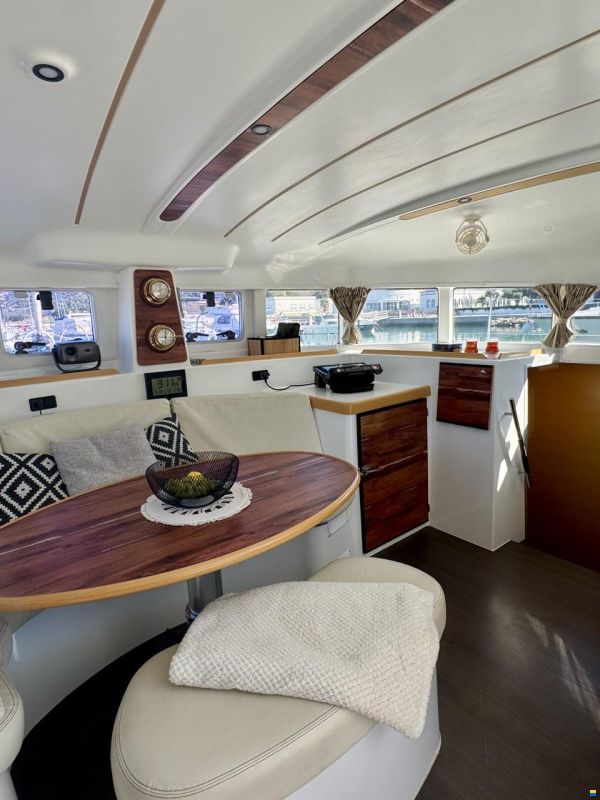 Lagoon 380 S2