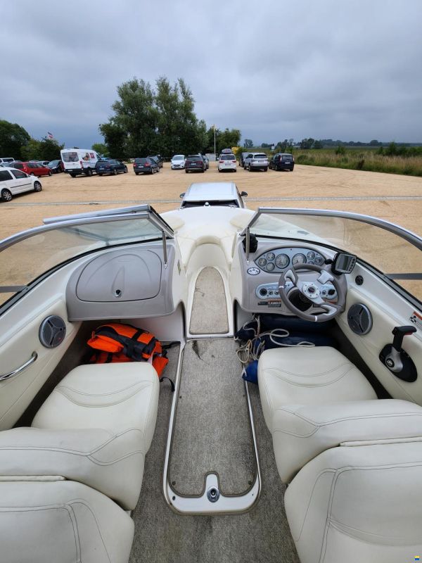 Maxum 1800 SR3
