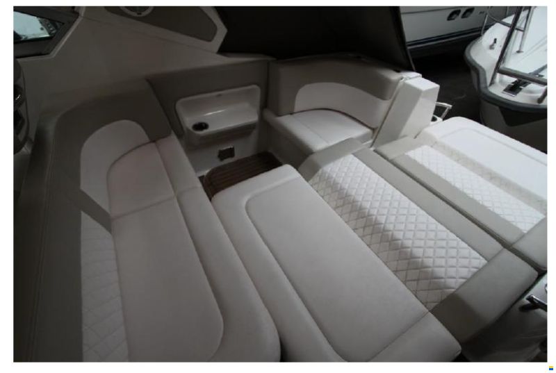 Chaparral 310 Signature