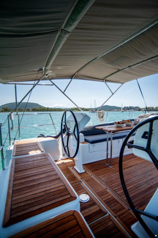 Hanse 508