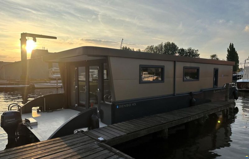 Senso 45 Maritieme Houseboat